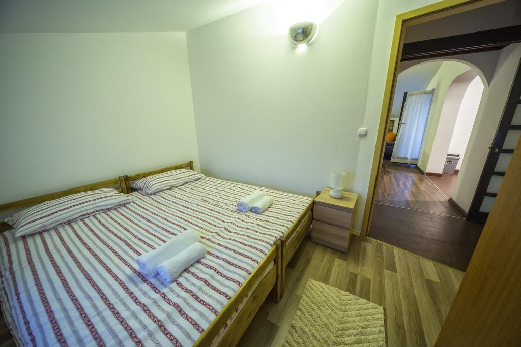 Apartments Michelle Umag Chambre photo