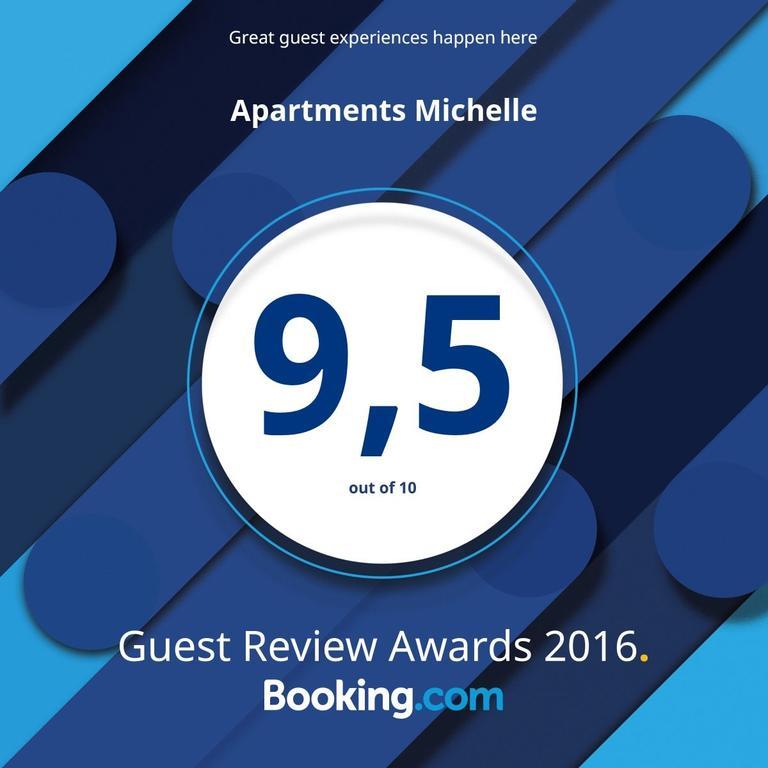 Apartments Michelle Umag Extérieur photo