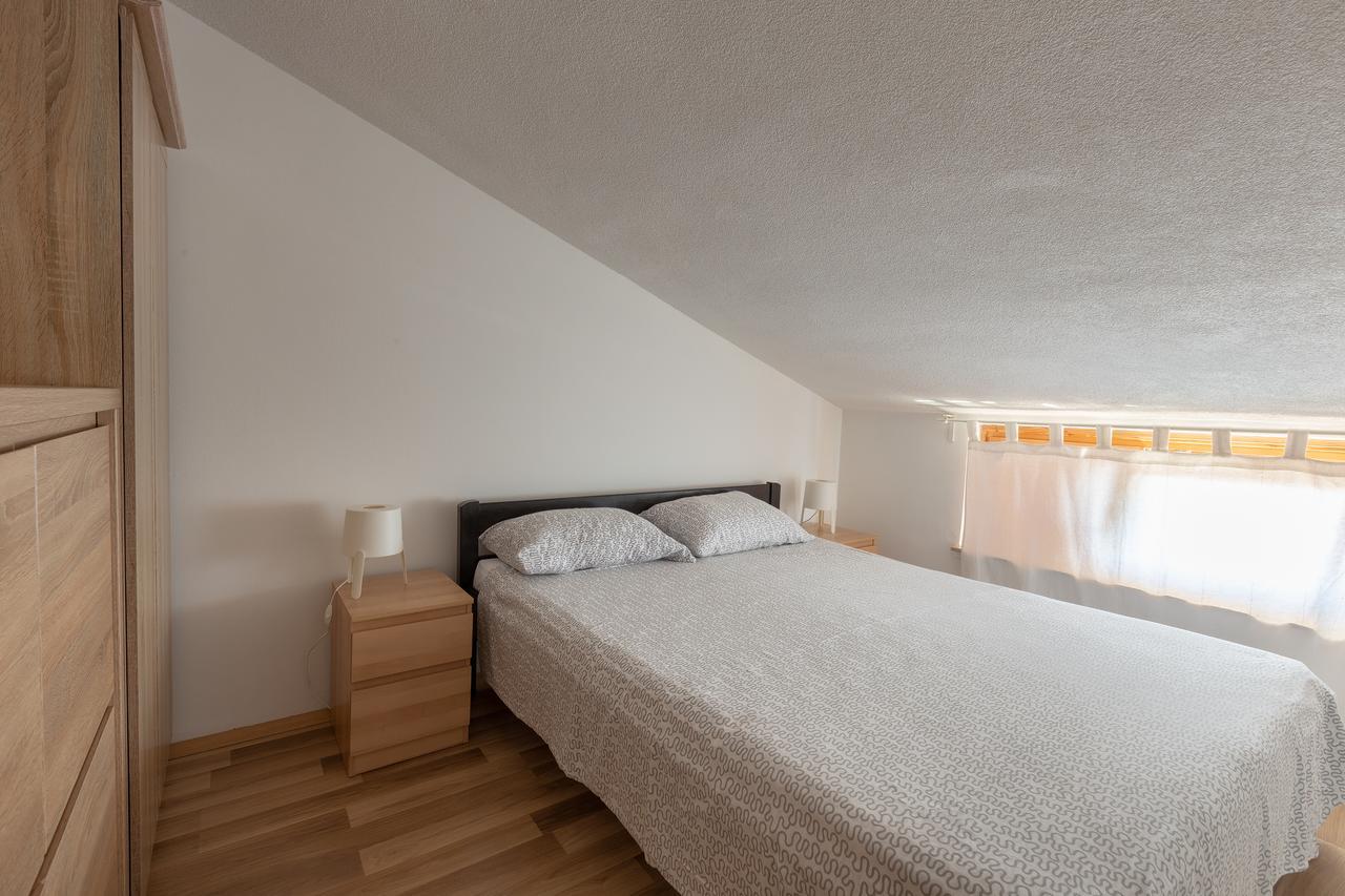 Apartments Michelle Umag Extérieur photo